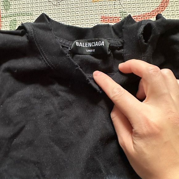 balenciaga tee - Picture 3 of 5